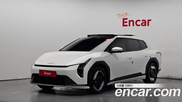 KIA EV4 2026