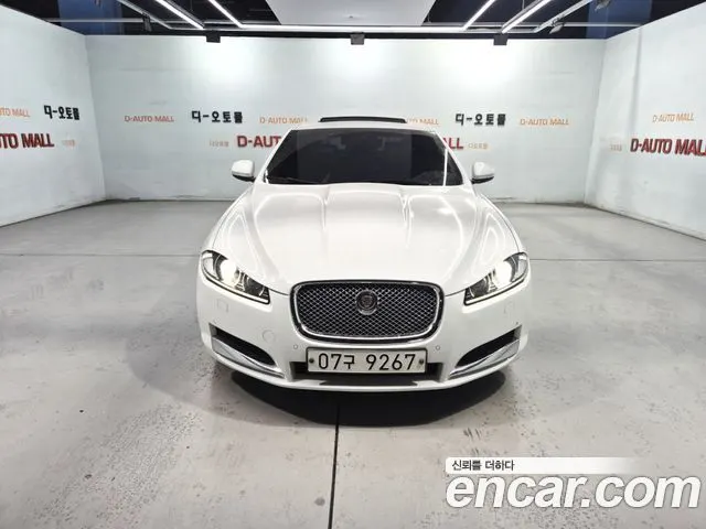 JAGUAR NEW XF 2015 — 120 900 км, белый, Корея — под ключ — фото 12
