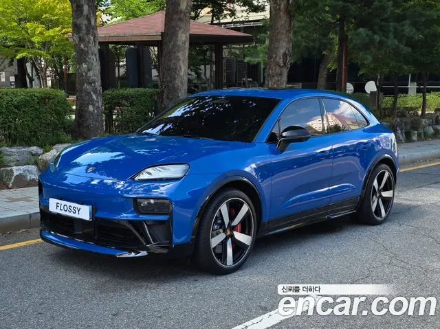 PORSCHE MACAN 2026