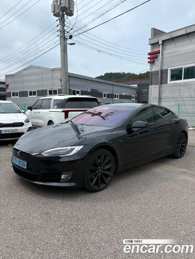 TESLA MODEL S 2017