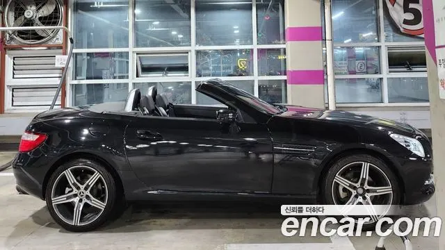 MERCEDES-BENZ SLK-CLASS 2012 — 140 000 км, чёрный, Корея — под ключ — фото 5