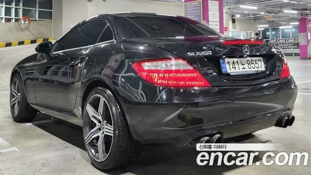 MERCEDES-BENZ SLK-CLASS 2012 — 140 000 км, чёрный, Корея — под ключ — фото 9