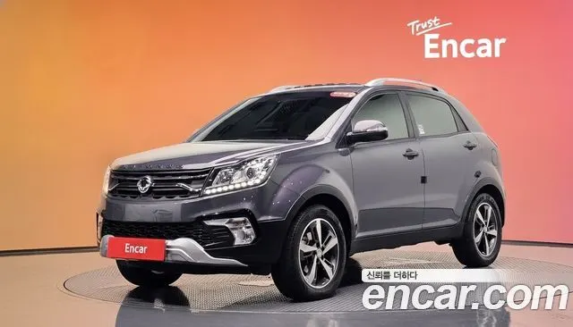 KGM STYLE KORANDO C 2017 — 173 902 км, серебристо-серый, Корея — под ключ — фото 2