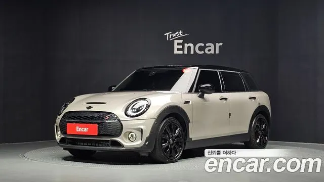 MINI COOPER S CLUBMAN 2023 — 48 791 км, серебристо-серый, Корея — под ключ — фото 1