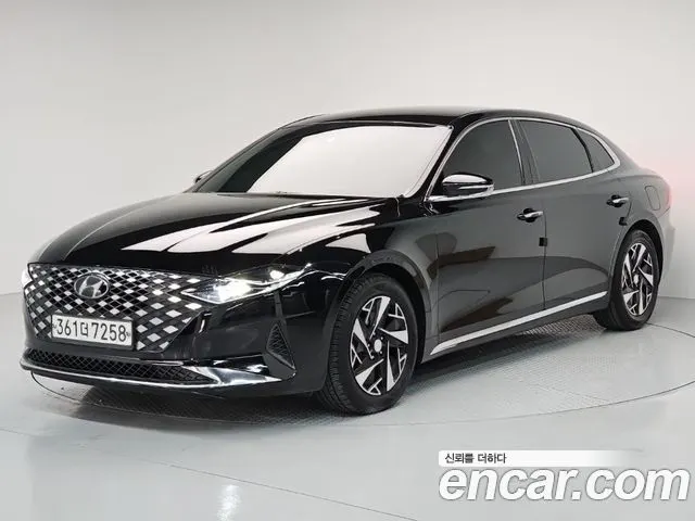 HYUNDAI GRANDEUR HYBRID 2020