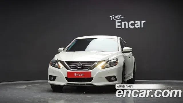 NISSAN ALTIMA 2018 — 133 330 км, серебристый, Корея — под ключ — фото 3