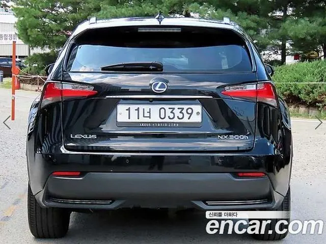 LEXUS NX300H 2016 — 181 913 км, чёрный, Корея — под ключ — фото 4