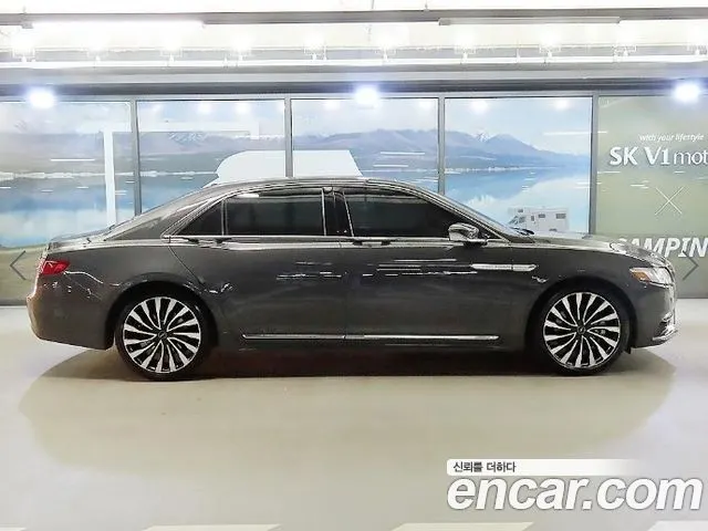 LINCOLN CONTINENTAL 1 2017 — 118 761 км, серебристо-серый, Корея — под ключ — фото 3