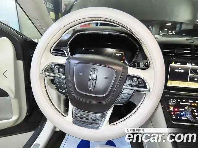 LINCOLN CONTINENTAL 1 2017 — 118 761 км, серебристо-серый, Корея — под ключ — фото 8