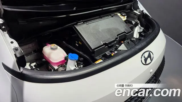 HYUNDAI ST1 2025 — 6 274 км, белый, Корея — под ключ — фото 6