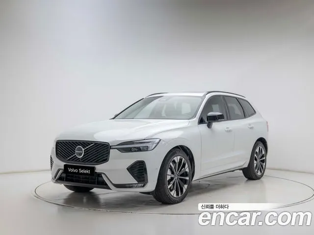 VOLVO XC60 2026