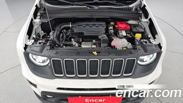 JEEP RENEGADE 2023 — 23 569 км, белый, Корея — под ключ — фото 6