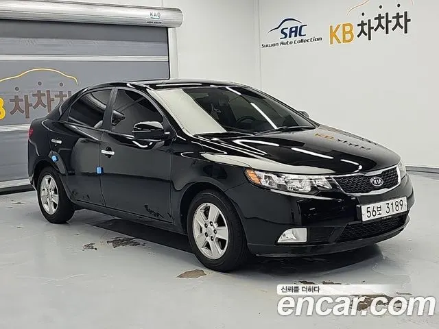 KIA FORTE 2013 — 37 126 км, Корея — под ключ — фото 4