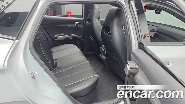 BYD ATTO 3 2025 — 7 030 км, светло-серебристый, Корея — под ключ — фото 12
