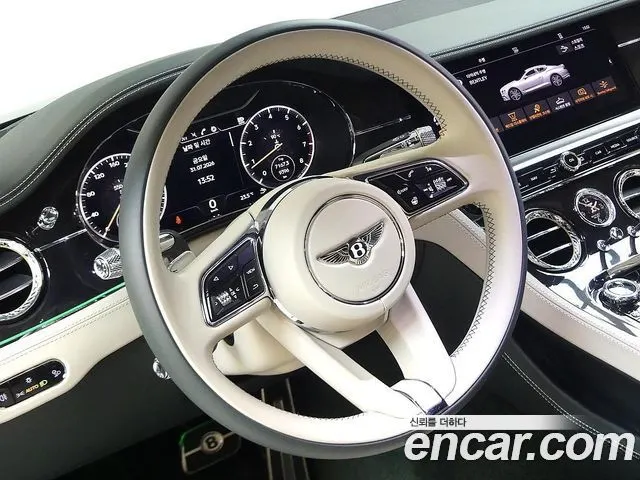 BENTLEY CONTINENTAL 2024 — 9 400 км, тёмно-зелёный, Корея — под ключ — фото 9