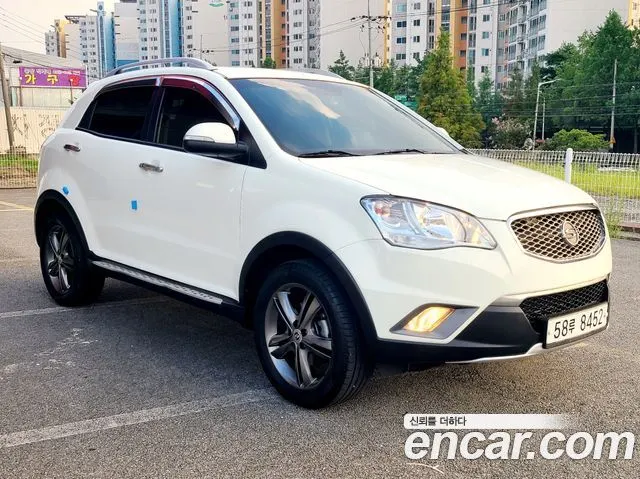 KGM KORANDO C 2013 — 105 500 км, белый, Корея — под ключ — фото 1