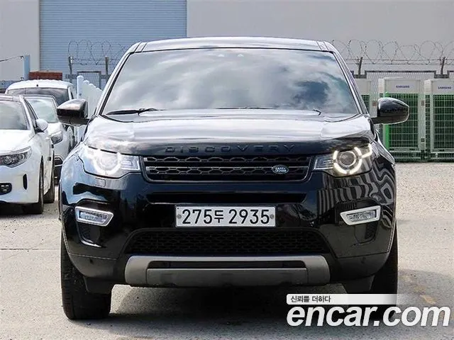 LAND ROVER DISCOVERY SPORT 2018 — 131 035 км, чёрный, Корея — под ключ — фото 1