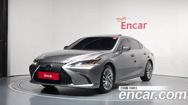 LEXUS ES300H 2019 — 75 487 км, светло-золотистый, Корея — под ключ — фото 1