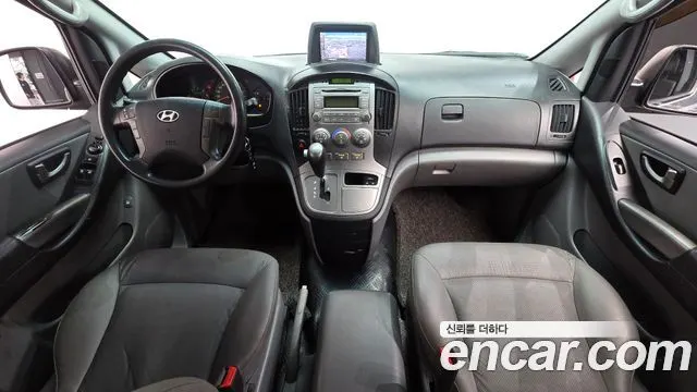 HYUNDAI GRAND STAREX 2016 — 189 562 км, серебристый, Корея — под ключ — фото 7