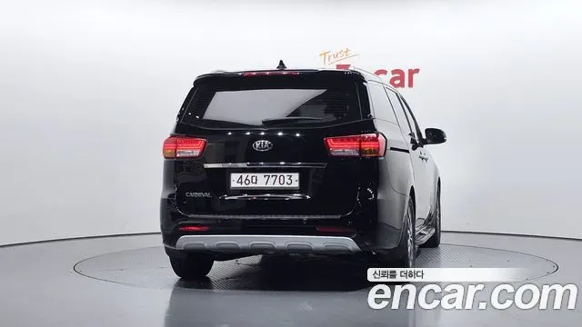 KIA CARNIVAL 2018 — 216 066 км, чёрный, Корея — под ключ — фото 4