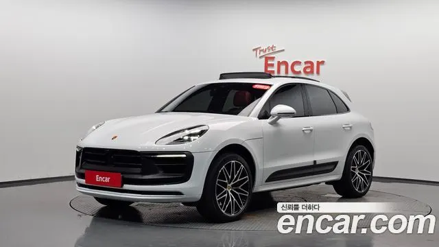 PORSCHE MACAN 2023