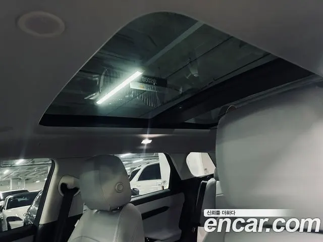 LAND ROVER RANGE ROVER EVOQUE 2025 — 4 982 км, светло-золотистый, Корея — под ключ — фото 6