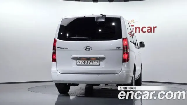 HYUNDAI GRAND STAREX 2019 — 70 989 км, белый, Корея — под ключ — фото 4