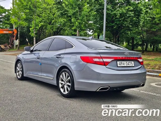 HYUNDAI GRANDEUR 2016 — 180 938 км, серебристо-серый, Корея — под ключ — фото 6