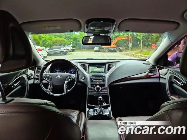 HYUNDAI GRANDEUR 2016 — 180 938 км, серебристо-серый, Корея — под ключ — фото 8