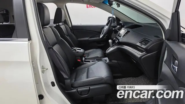 HONDA NEW CR-V 2015 — 56 799 км, белый, Корея — под ключ — фото 12