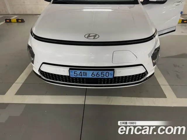 HYUNDAI KONA ELECTRIC 2025