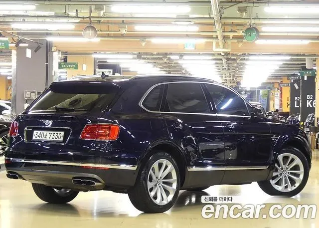 BENTLEY BENTAYGA 2020 — 90 500 км, синий, Корея — под ключ — фото 3