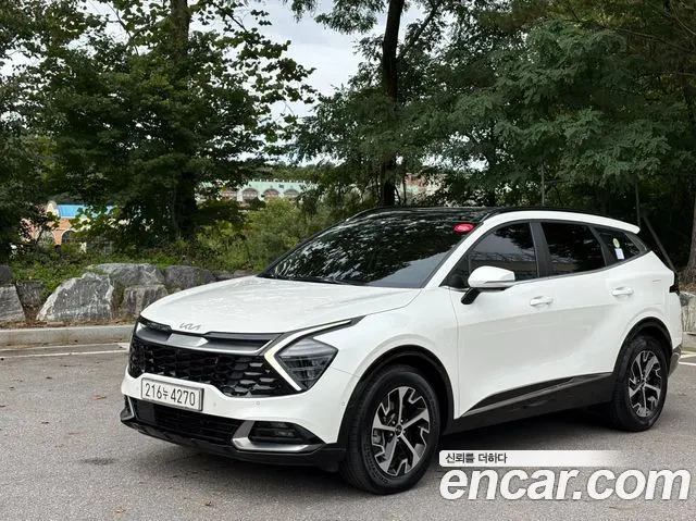 KIA SPORTAGE HYBRID 2022 — 74 050 км, белый, Корея — под ключ — фото 2