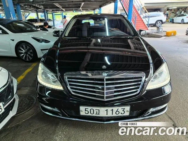 MERCEDES-BENZ S-CLASS W221 2011 — 139 294 км, чёрный, Корея — под ключ — фото 1