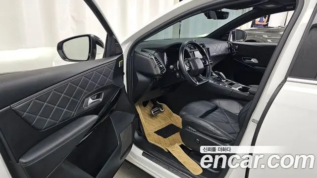 CITROEN DS7 CROSS 2019 — 124 974 км, белый, Корея — под ключ — фото 10