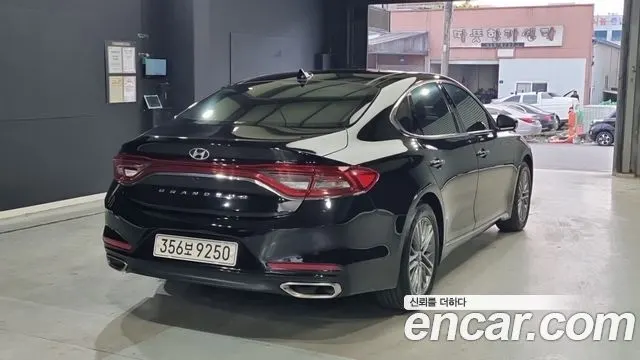 HYUNDAI GRANDEUR 2019 — 137 487 км, чёрный, Корея — под ключ — фото 2