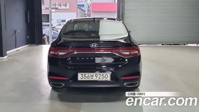 HYUNDAI GRANDEUR 2019 — 137 487 км, чёрный, Корея — под ключ — фото 4