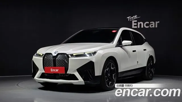 BMW IX 2023