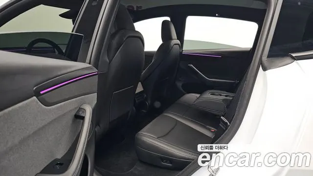 TESLA MODEL Y 2026 — 6 245 км, белый, Корея — под ключ — фото 12
