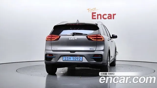 KIA NIRO 2022 — 36 038 км, серебристо-серый, Корея — под ключ — фото 4