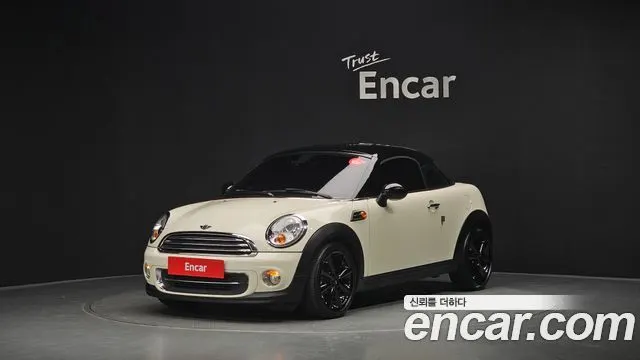MINI COOPER COUPE 2012