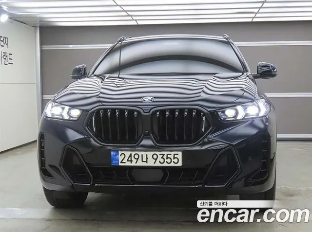 BMW X6 2024 — 24 409 км, чёрный, Корея — под ключ — фото 2