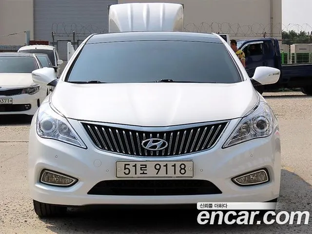 HYUNDAI GRANDEUR HG 2014
