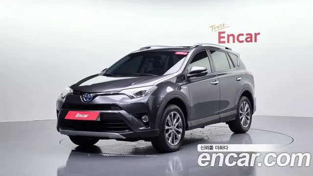TOYOTA RAV4 2018