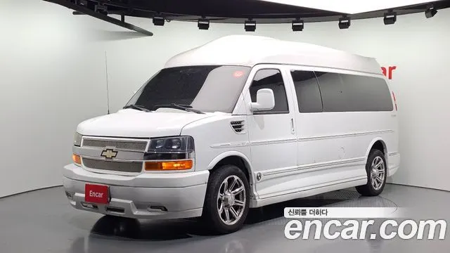 CHEVROLET EXPRESS VAN — из Кореи под ключ
