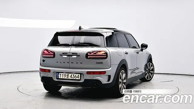 MINI COOPER CLUBMAN 2023 — 26 429 км, серебристый, Корея — под ключ — фото 2