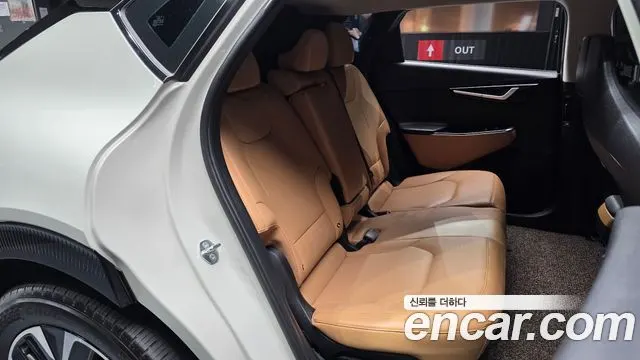 KIA EV6 2023 — 49 081 км, белый-перламутр, Корея — под ключ — фото 11