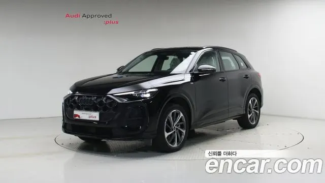 AUDI Q5 2025