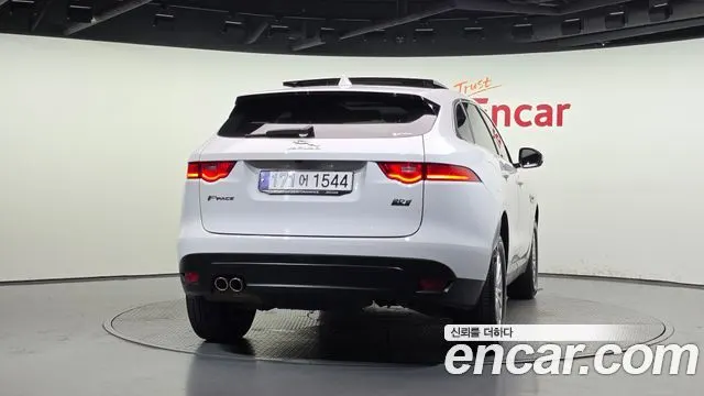 JAGUAR F-PACE 2018 — 136 294 км, белый, Корея — под ключ — фото 4