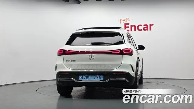 MERCEDES-BENZ EQA H243 2023 — 30 885 км, белый, Корея — под ключ — фото 4